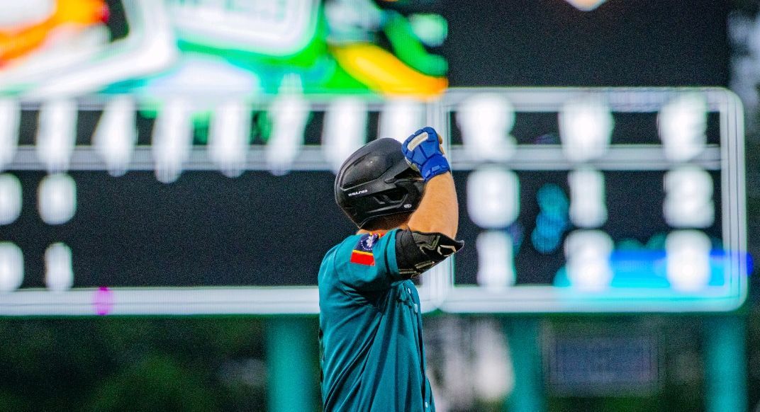 Trio of Homers Not Enough as Florence Takes Series