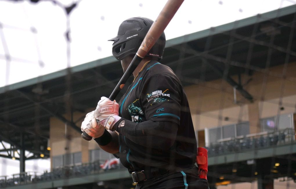 Mud Monsters See Eight-Run Lead Vanish as Otters Take Sudden-Death Game