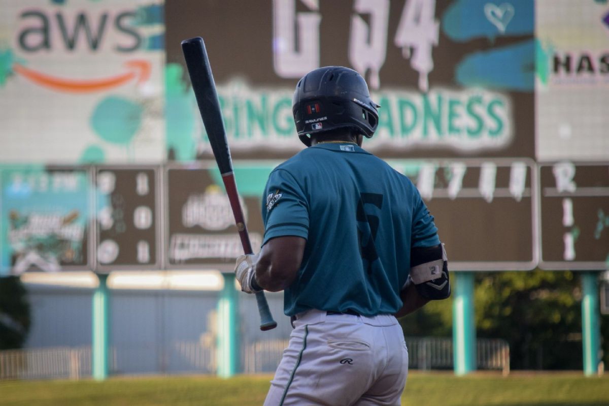 Mud Monsters Pull Away From Crushers in 10-4 Victory
