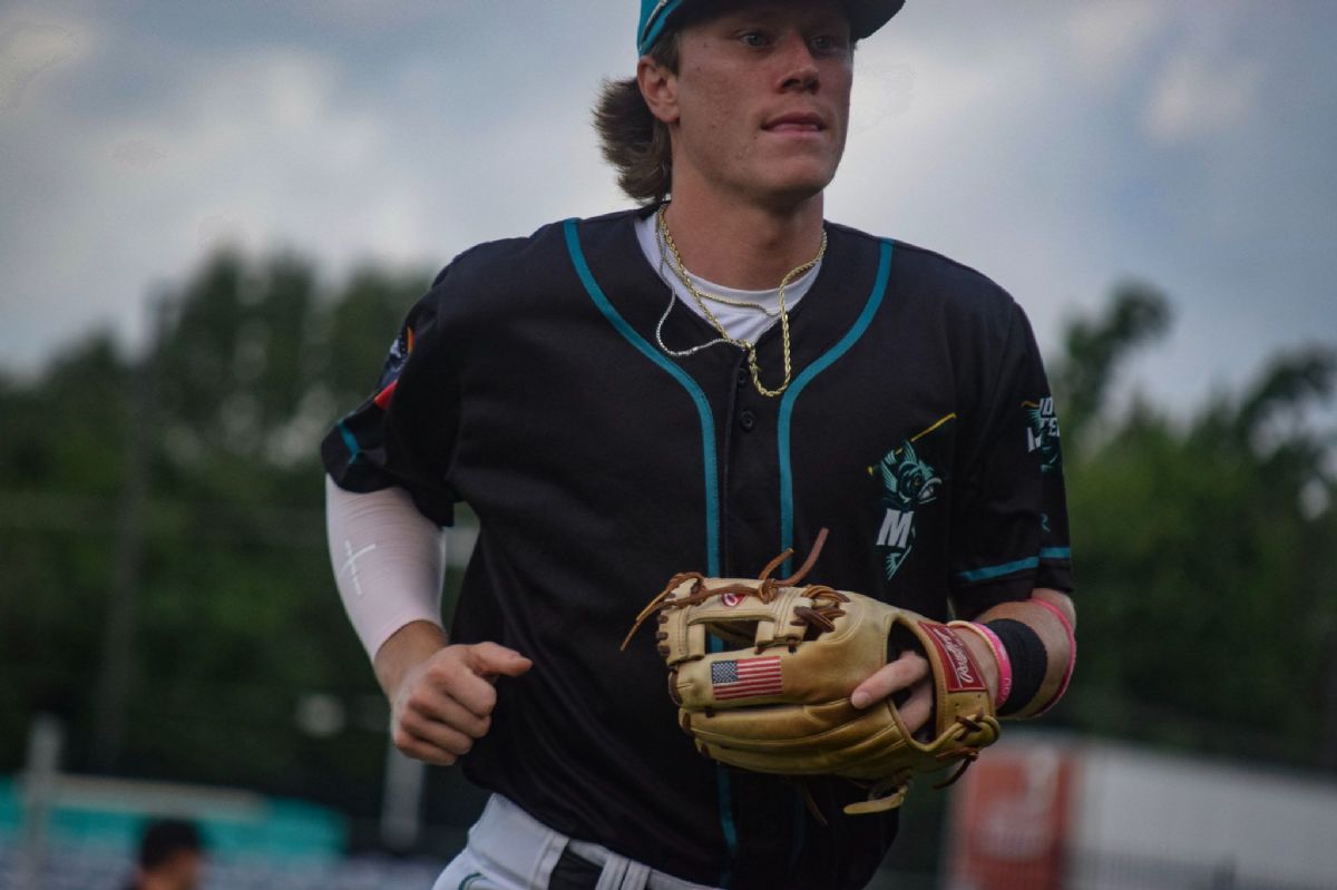 Schield’s Bases-Clearing Triple Propels Mud Monsters Over Slammers