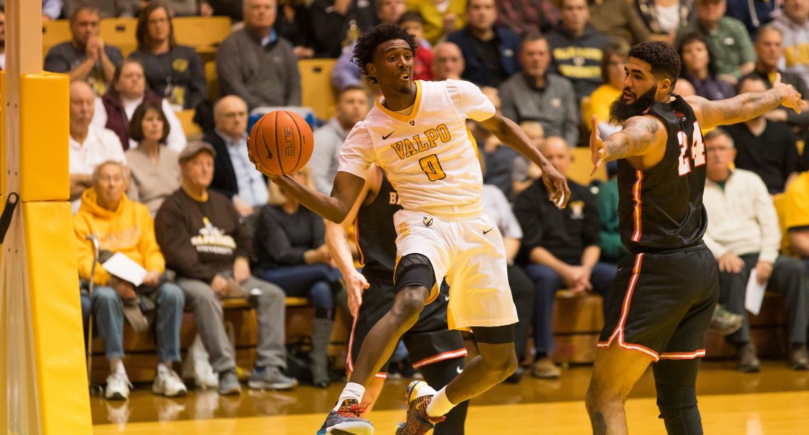 Valpo Drops Road Game at Texas A&M Wednesday