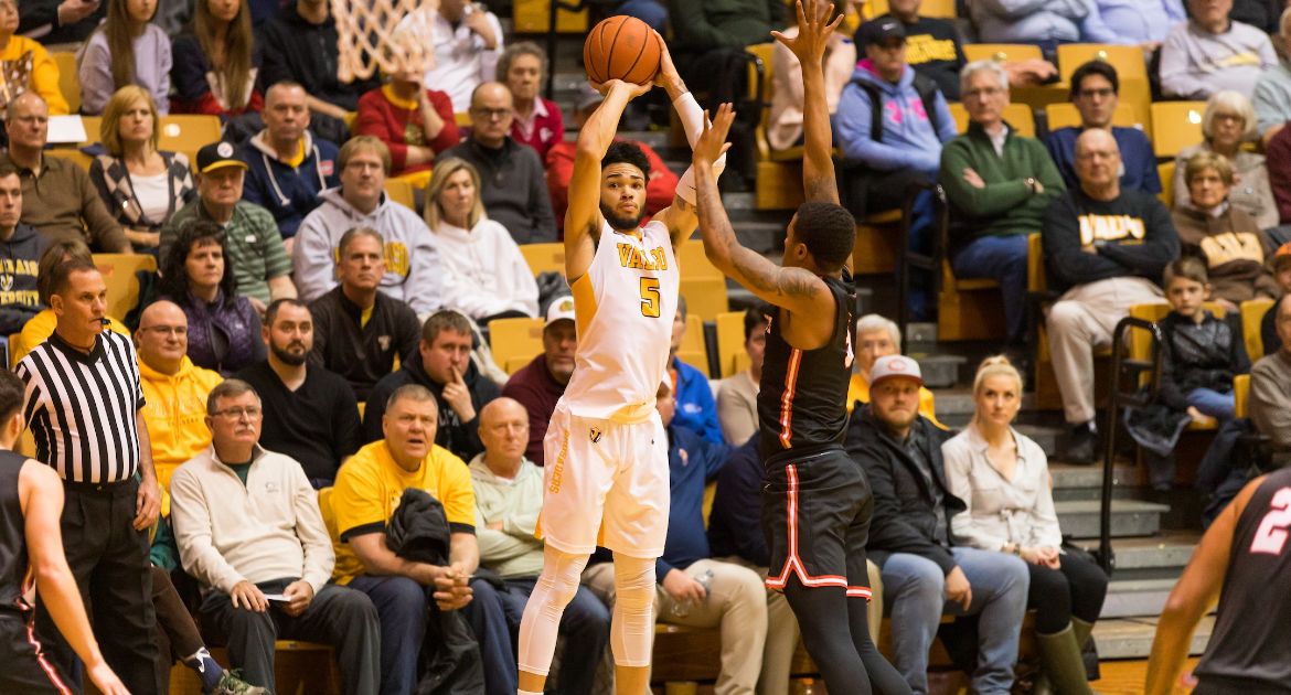 Men's Basketball Opens MVC Play at Home Wednesday