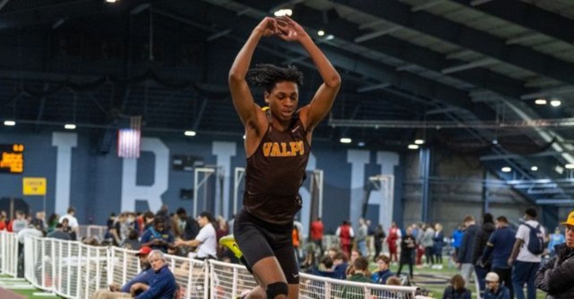 Mullings Sets Program Record in Long Jump, Walda Continues to Better Own Program Bests