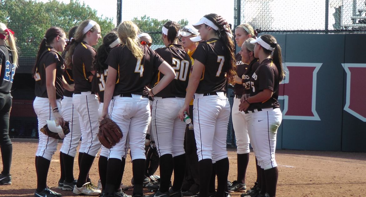 Crusaders Announce 2016 Softball Schedule