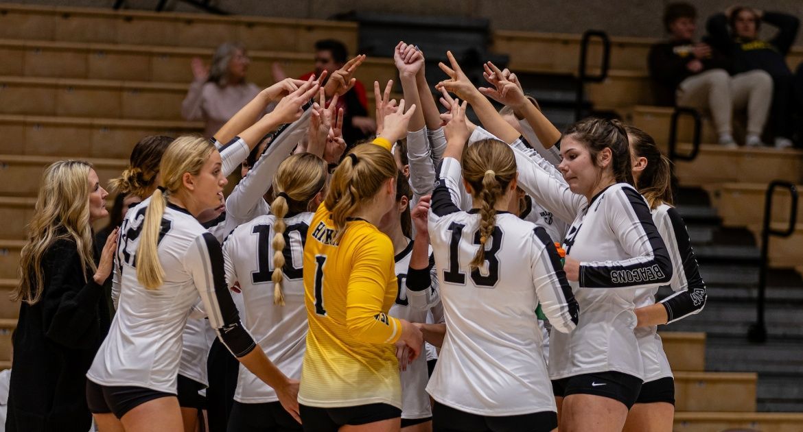 Volleyball Continues Road Swing This Weekend