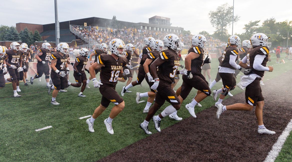 Valpo Football Falls at New Mexico State in Program’s First Game Against FBS Opponent