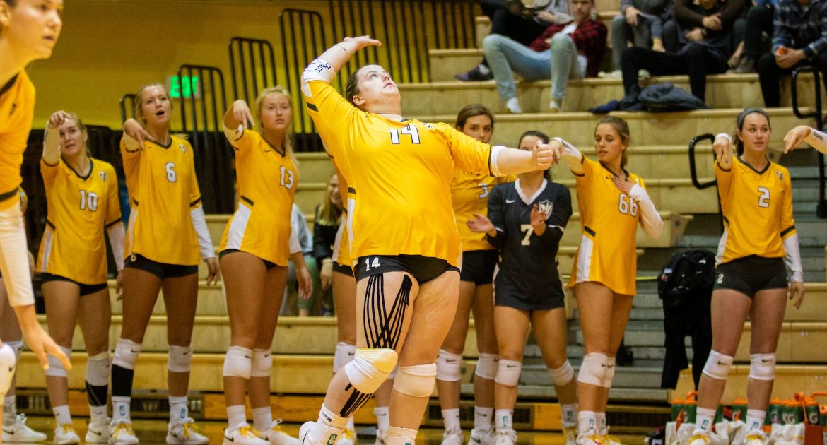 Volleyball Turns the Tables; Rallies For Five-Set Win at Drake