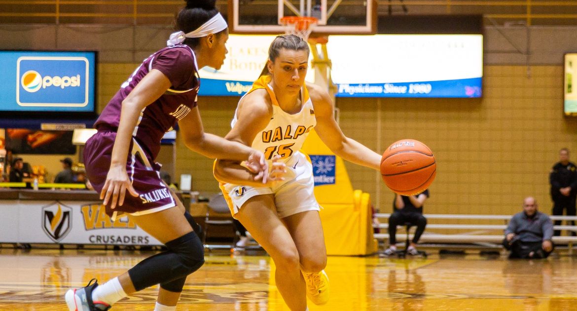 Take Five: Valpo Women Claim Fifth Straight Road Victory With Win at Evansville