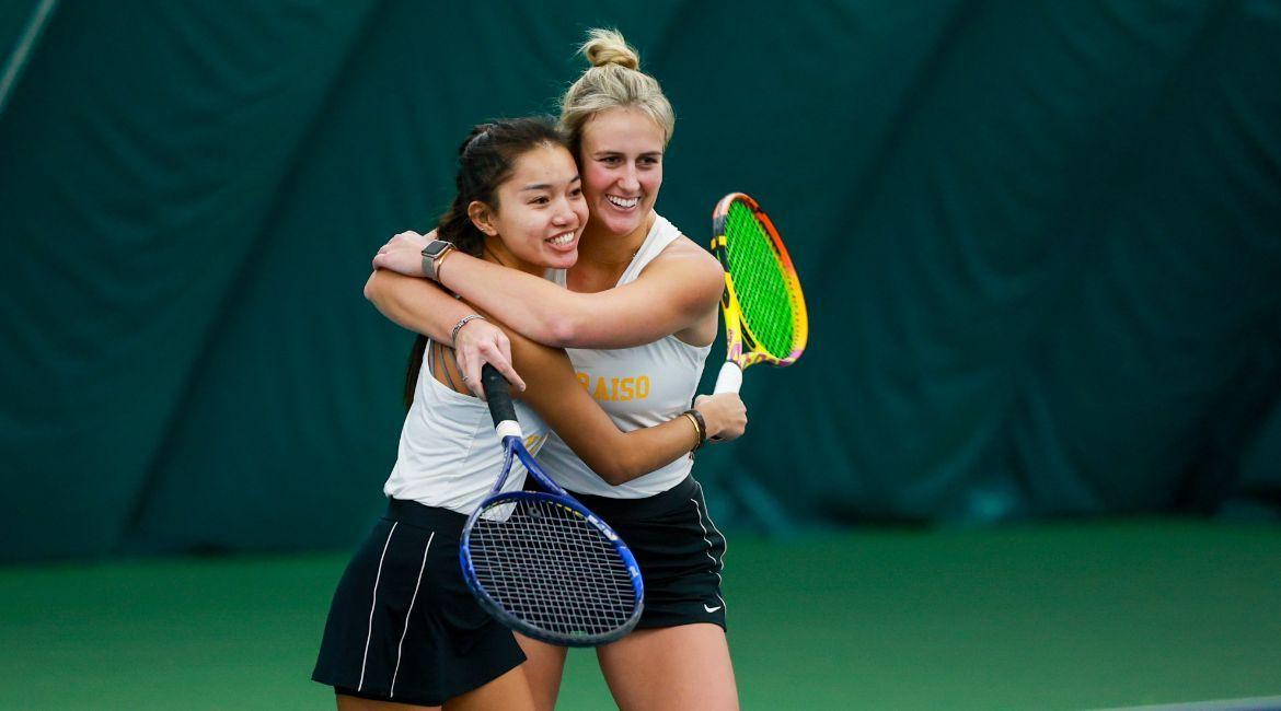 Valpo Tennis Tops Saint Louis, Continues Strong Spring Start