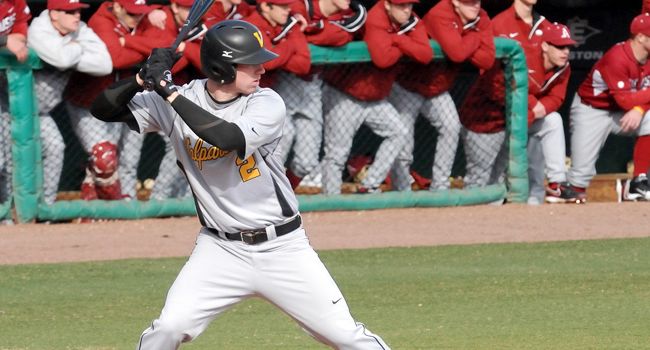 Crusaders Down Wofford in Extra Innings