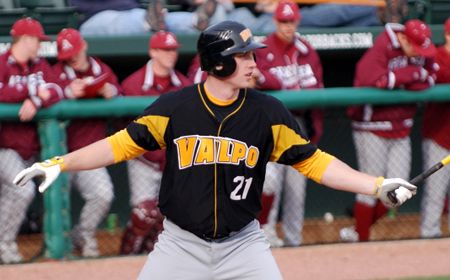Valpo Downed by #21 Arkansas for Second Straight Day