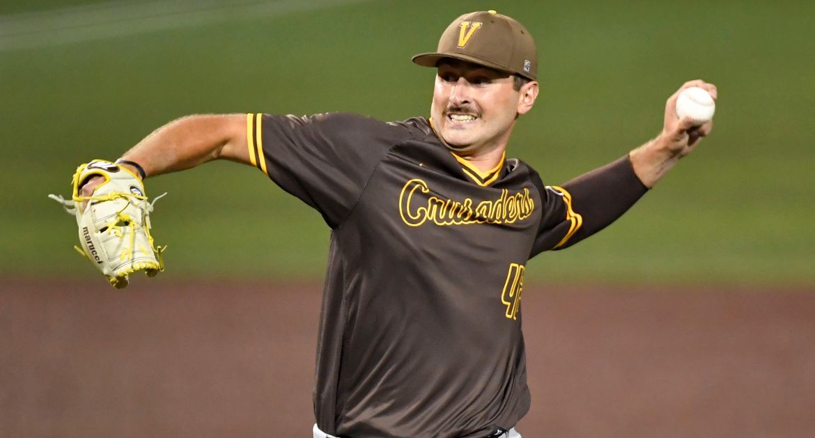 Grand Entrance: Valpo Knocks Off Host DBU in First MVC Tournament Game