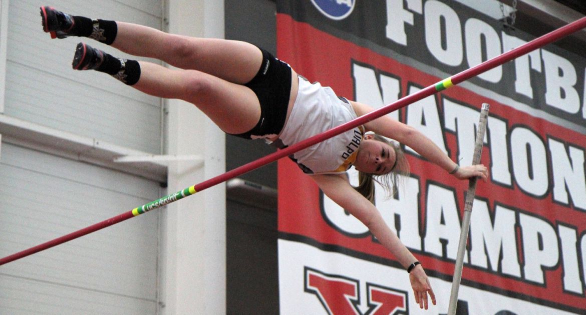 Peters Sets School Record, Wins Pole Vault Title at HL Championships