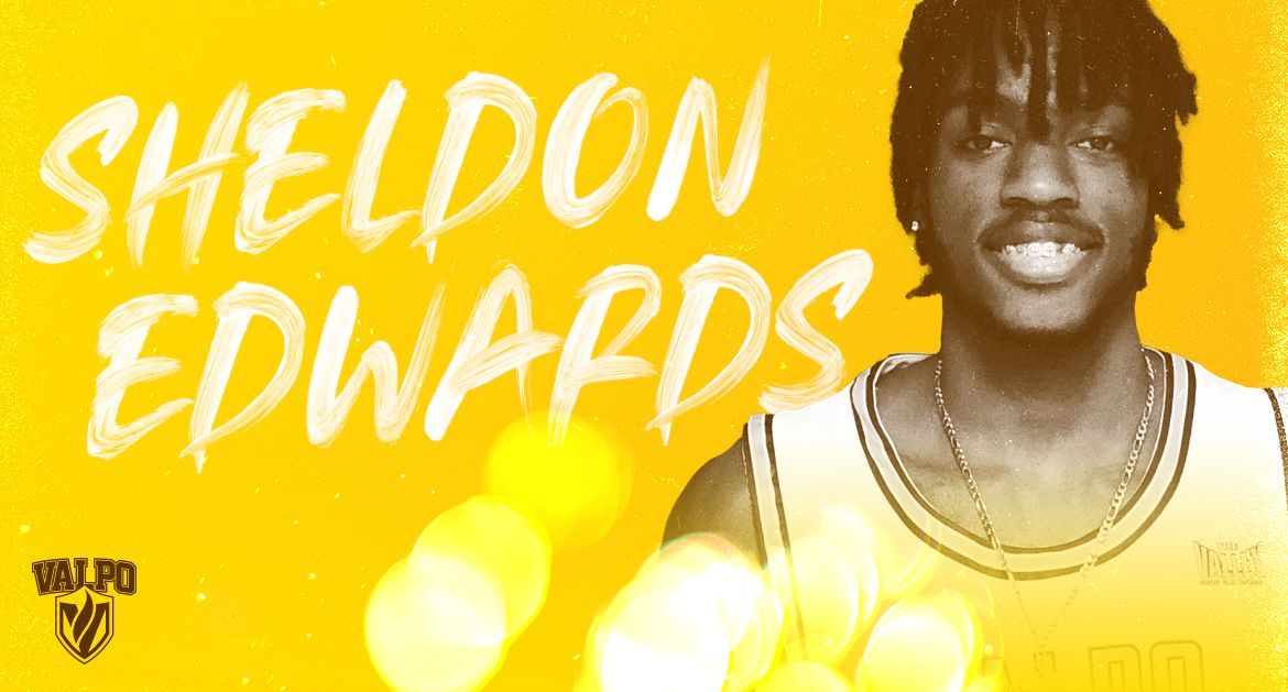 Freshman Sheldon Edwards Exudes Joy of Basketball