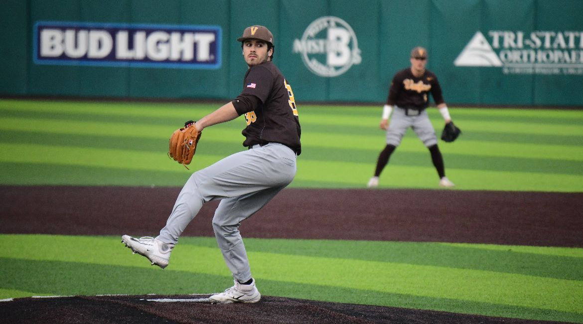 McCluskey Strong Showing Helps Valpo Take Series Opener