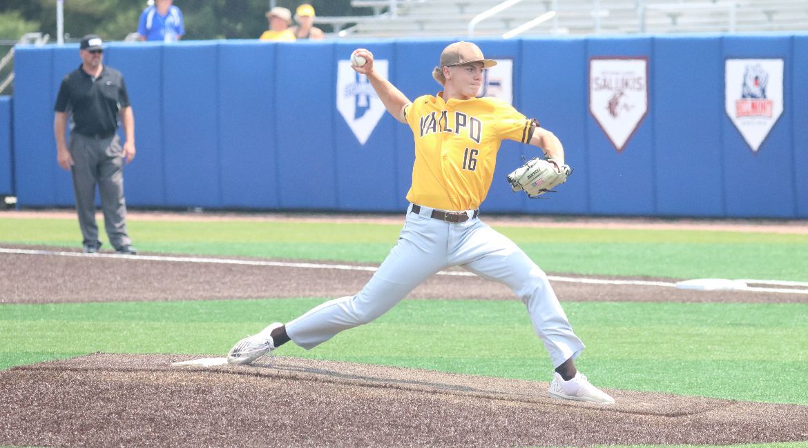 Cottrill Deals, But Rally Falls Just Shy as Valpo Season Reaches Conclusion