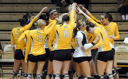 Crusader Volleyball Picked Third in League Preseason Poll