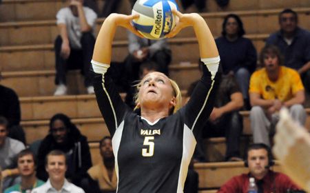 Valpo Volleyball Plays Three on the Road This Week