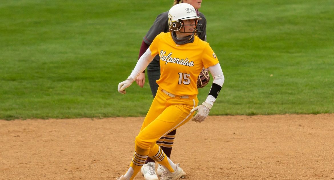 Softball Beats Western Illinois For Second Straight Day