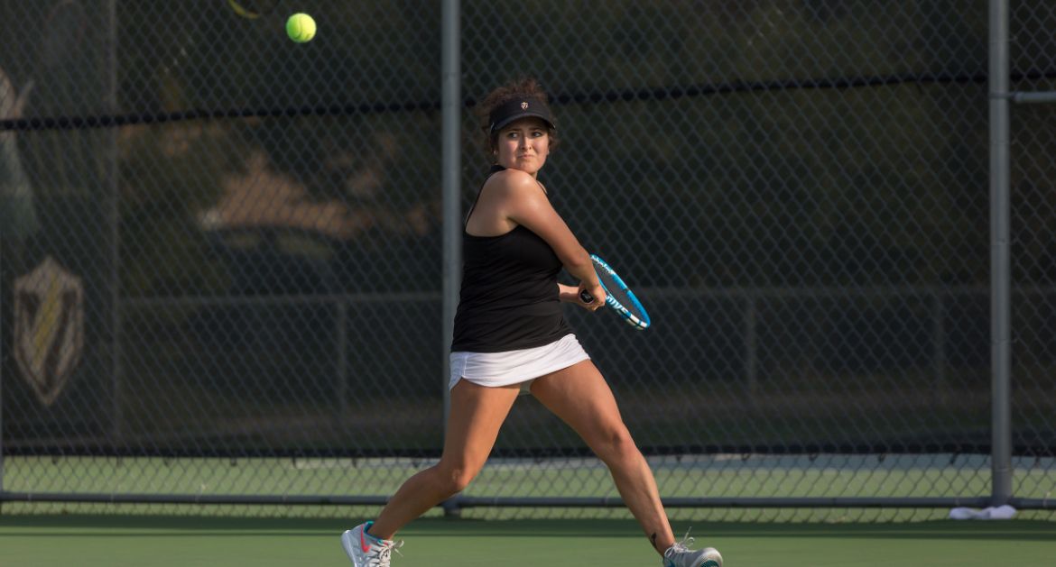 Women’s Tennis Boasts Successful Showing at Cougar Invitational