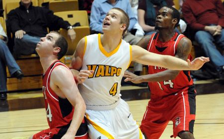 Valpo Closes Legends Classic With Win Over Arkansas-Fort Smith