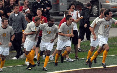 Valpo Men's Soccer to Close Spring Season With Alumni Game and Concert Saturday