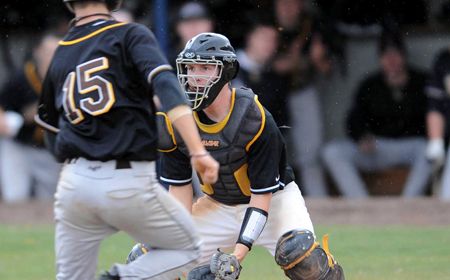 Valpo Baseball Nudged by Duquesne in Pitcher's Dual