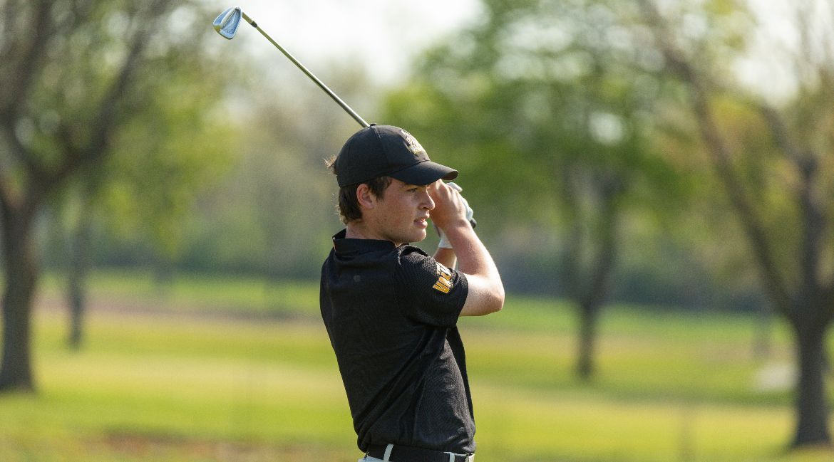 Bonn Atop Individual Leaderboard as Valpo Boasts Strong First Day of Home Tournament