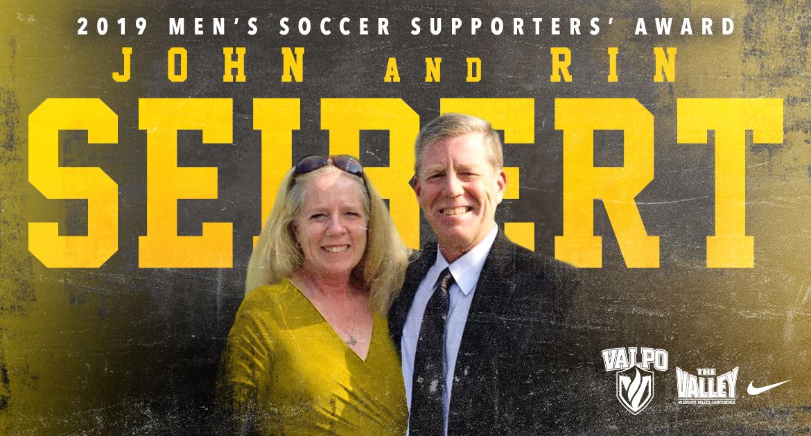 Rin and John Seibert Receive Valpo Men’s Soccer Supporters’ Award