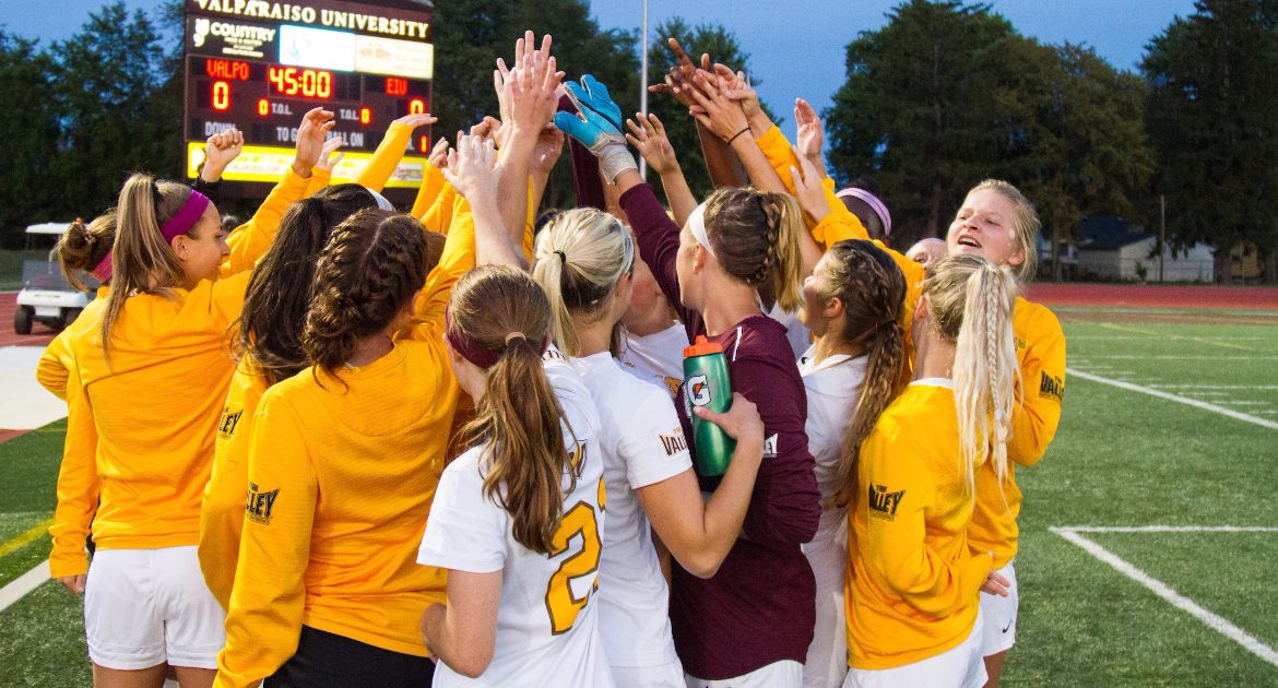 Women's Soccer Kicks Off MVC Action This Weekend
