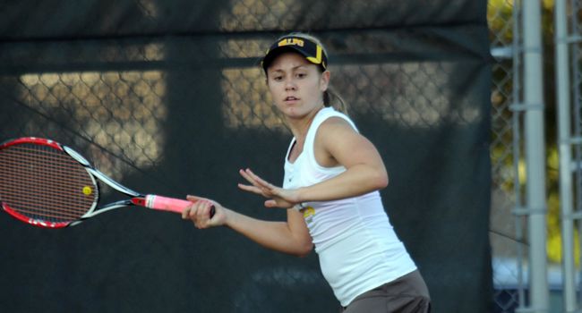 Valpo Women's Tennis Opens Season at Ball State