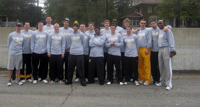 Crusader Men’s Basketball Takes Time to Give Back