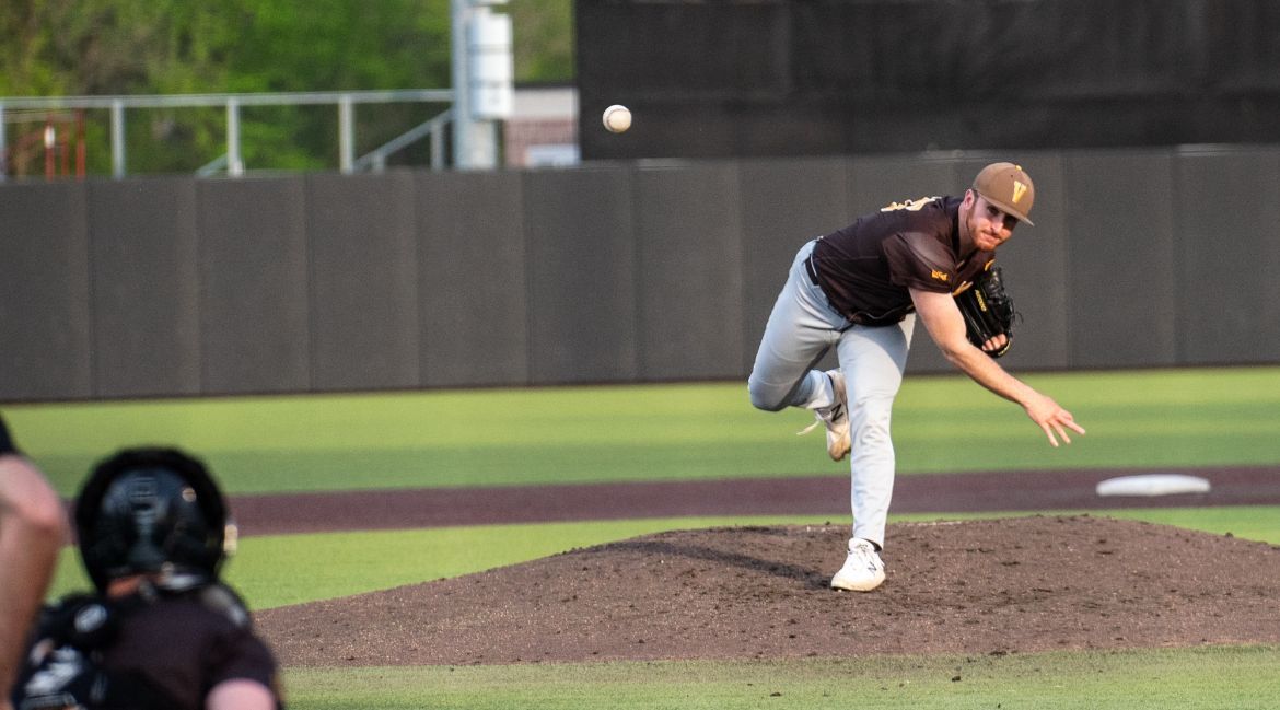 Thurston Accrues Five Hits, Fields Fires Quality Start in Setback at SIU
