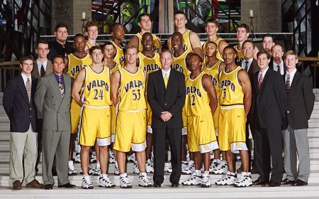 1997-1998 Men's Basketball Team to be Inducted into Valpo's Hall of Fame on February 28