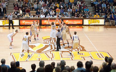 Valpo Basketball Holiday Packs on Sale Early Next Week