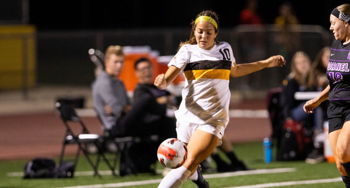 Soccer Drops One-Goal Decision Friday Evening