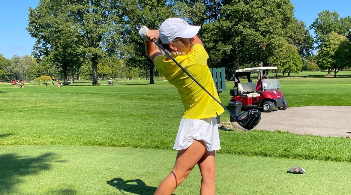 Keil Leads Valpo on Day 1 at Loyola