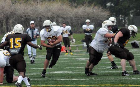 Gold Defeats Brown 51-32 in Annual Spring Game