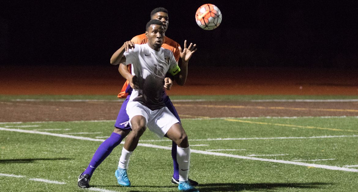Men's Soccer Goes For Third Straight Win at Western Illinois