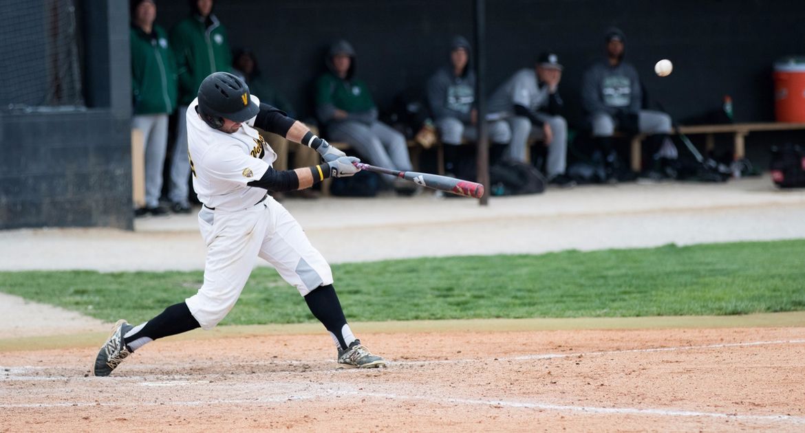 Offense Goes Cold in DH Sweep to UIC