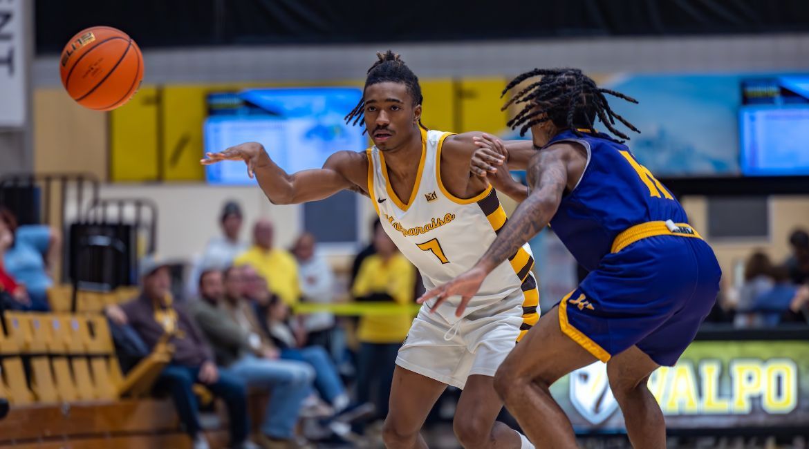Men's Basketball Hosts Southern to Round Out Multi-Team Event