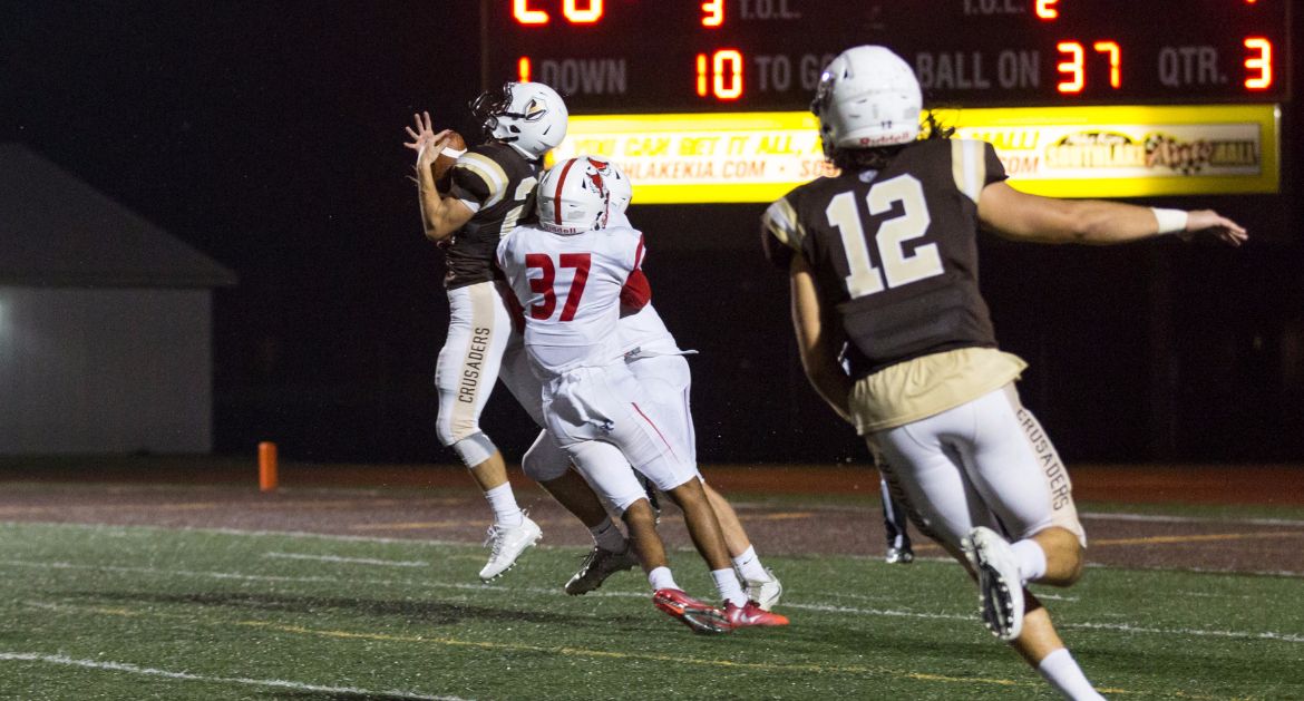 Worth the Wait: Defense Forces Six Turnovers, Offense Gains 475 Yards in Rout of Marist