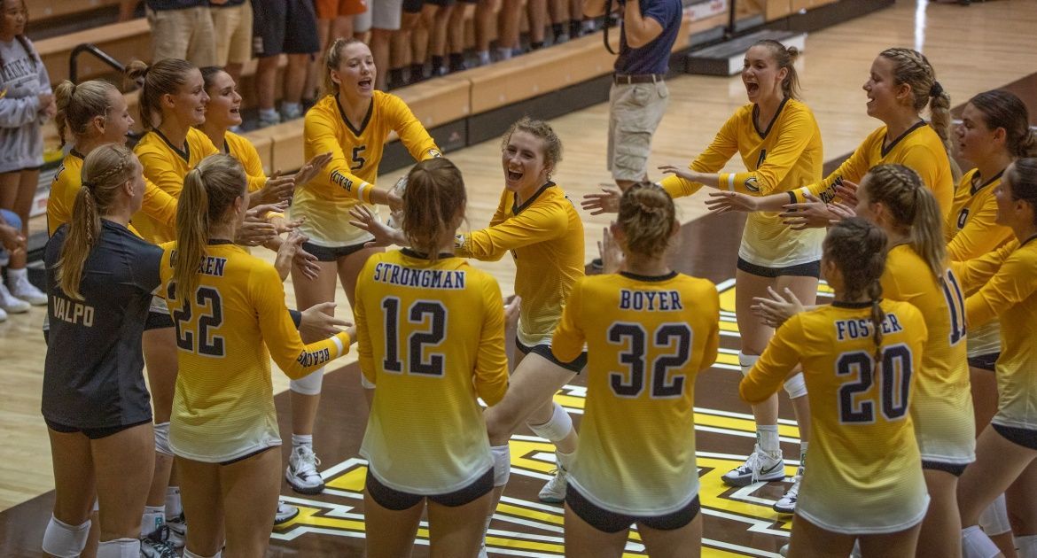 Volleyball Set for 2022 MVC Championship