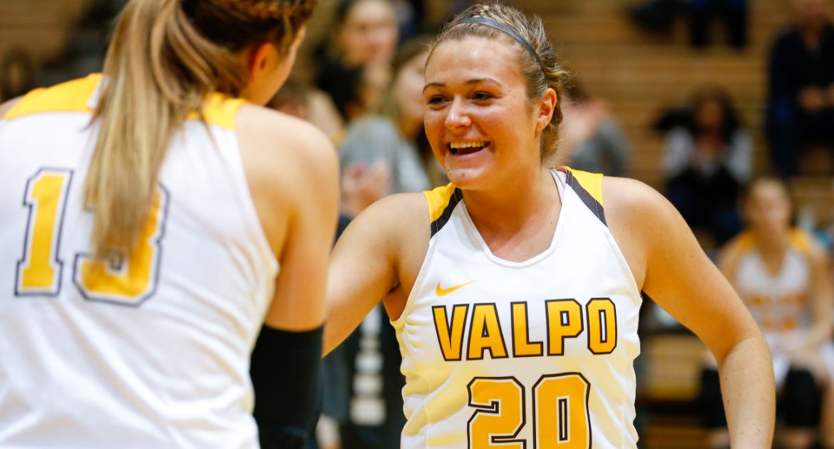 Women's Basketball to Play First Valley Home Game on Friday