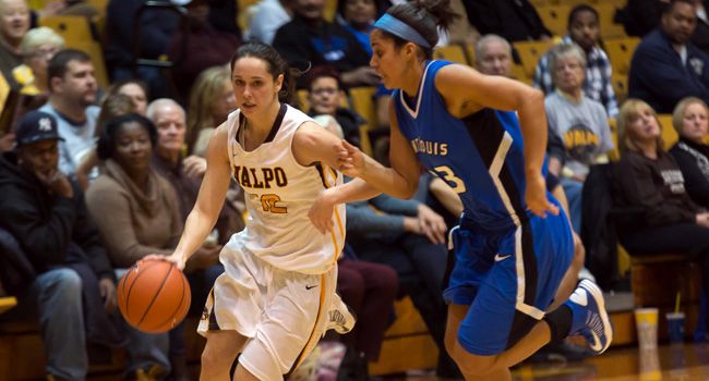 Valpo women pay a visit to #25/RV Green Bay
