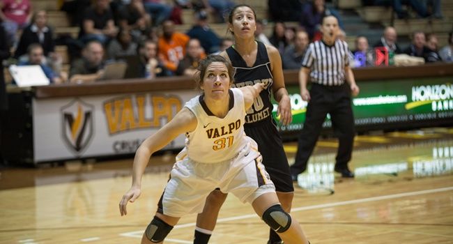 Valpo WBB visits Detroit on Saturday afternoon