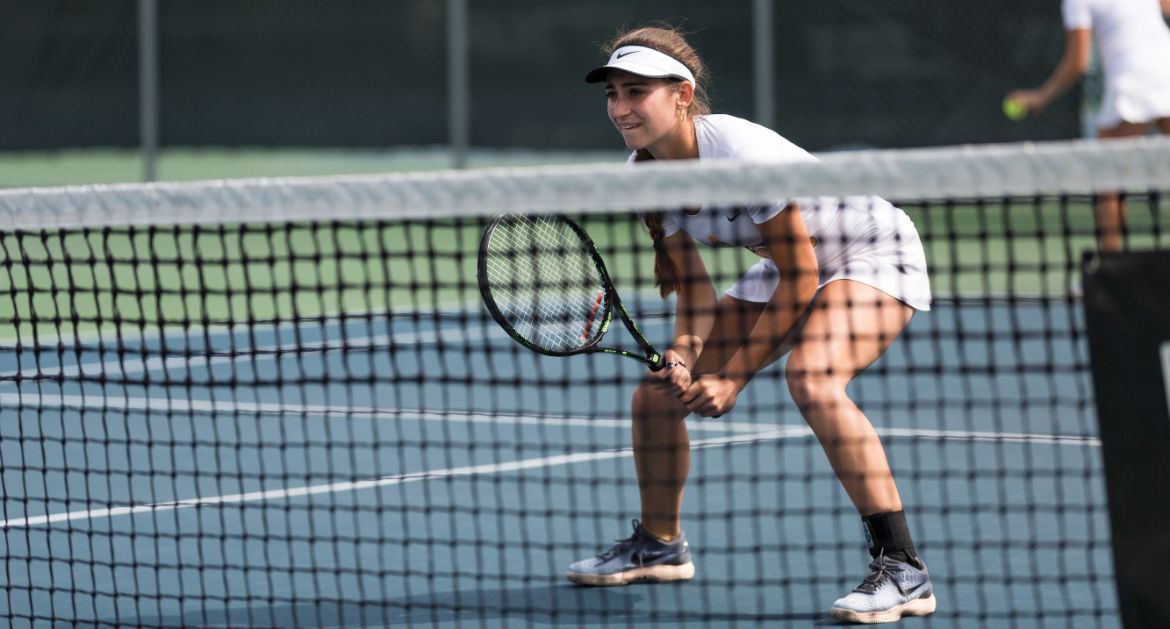 Women’s Tennis Drops Sunday Match to No. 10 Indianapolis