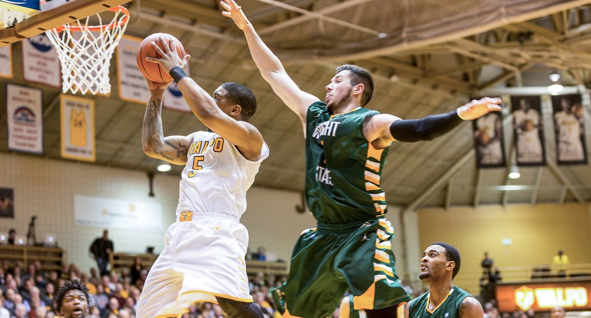 Crusaders Suffer Rare Home Defeat, Fall to Wright State