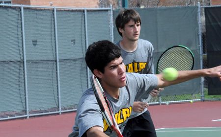 Valpo Men Down IPFW at Home 6-1