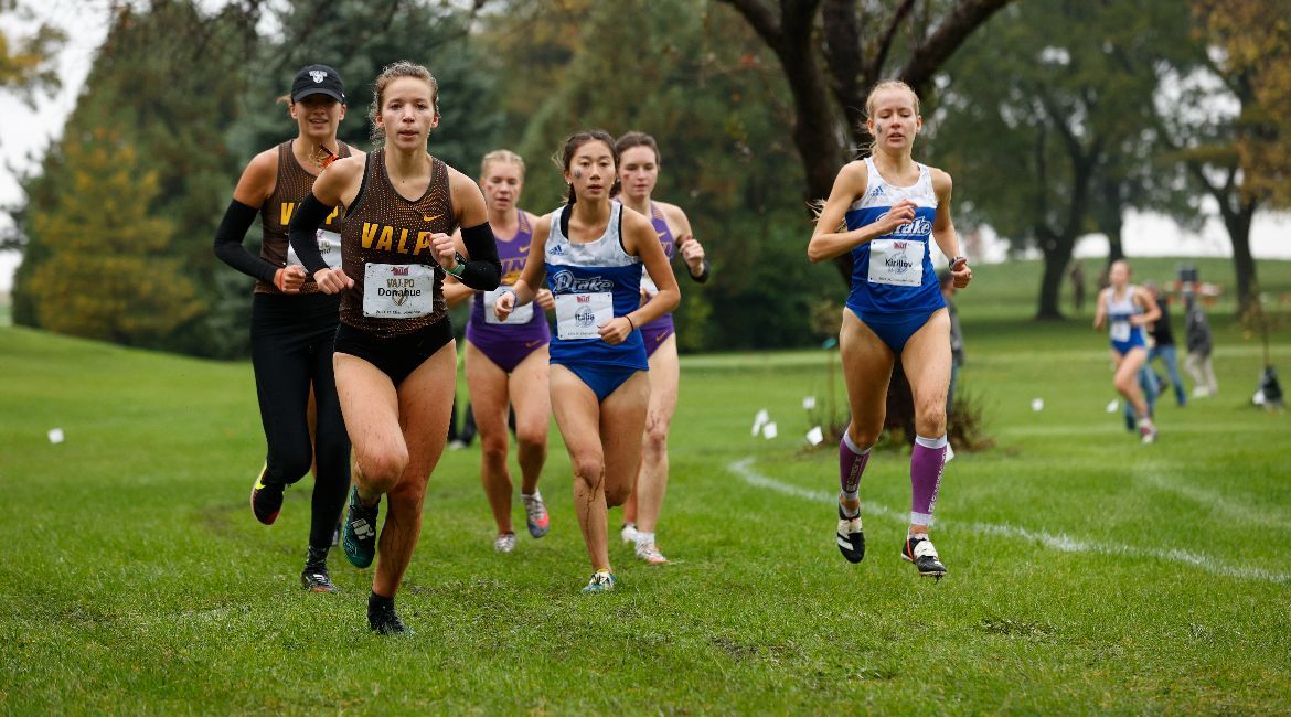 Cross Country Competes in MVC Championship